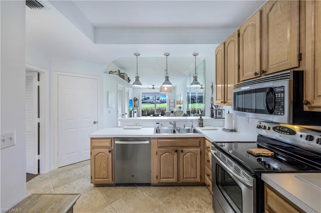 8200 Twelve Oaks CIR # 412