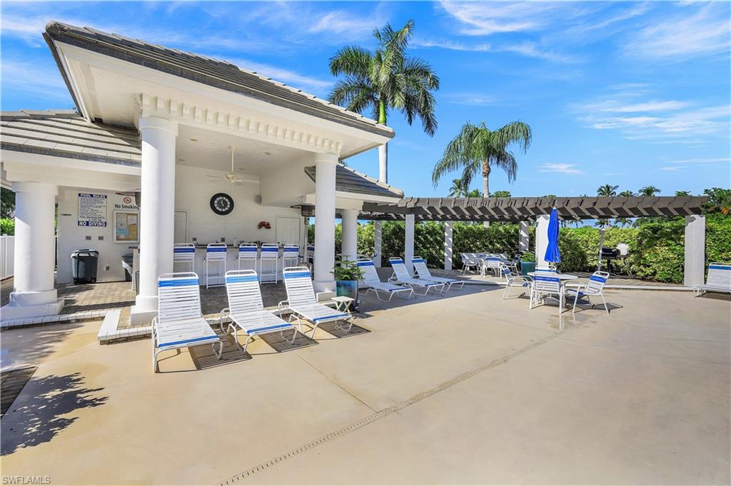 8200 Twelve Oaks CIR # 412