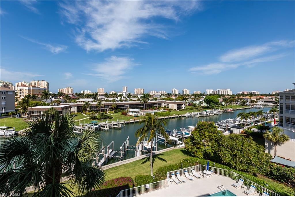 900 Collier CT # 401