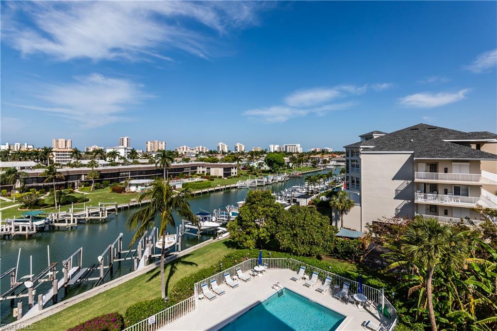 900 Collier CT # 401