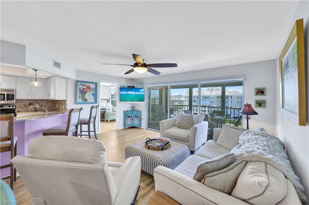 900 Collier CT # 401