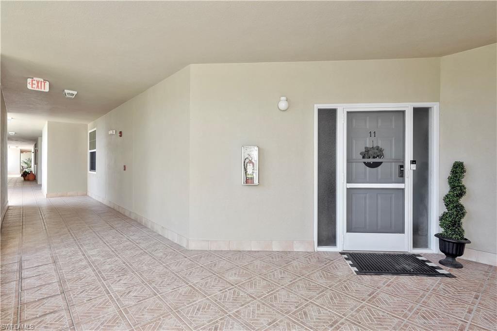 133 Vintage Bay DR # 11 Unit: A-11