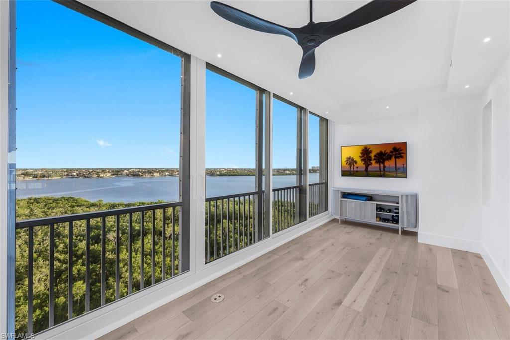 4000 Royal Marco WAY # 922