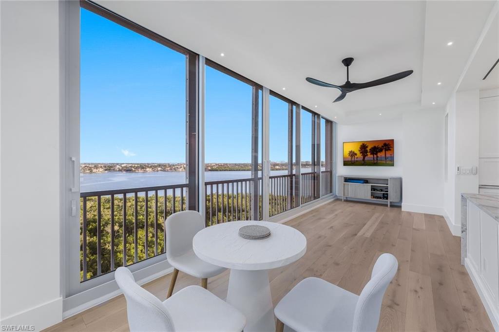 4000 Royal Marco WAY # 922