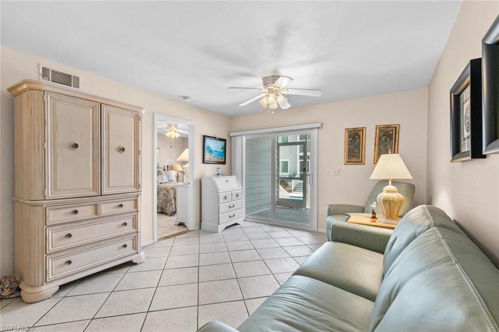 825 W Elkcam CIR # 103 Unit: 1-103