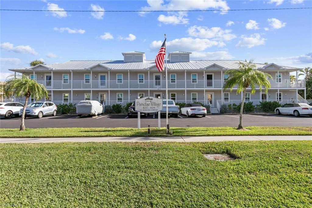 825 W Elkcam CIR # 103 Unit: 1-103