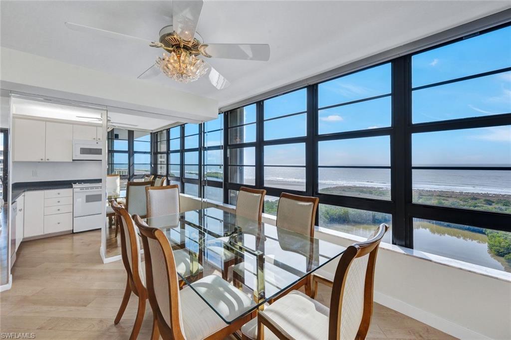 380 Seaview CT # 1812