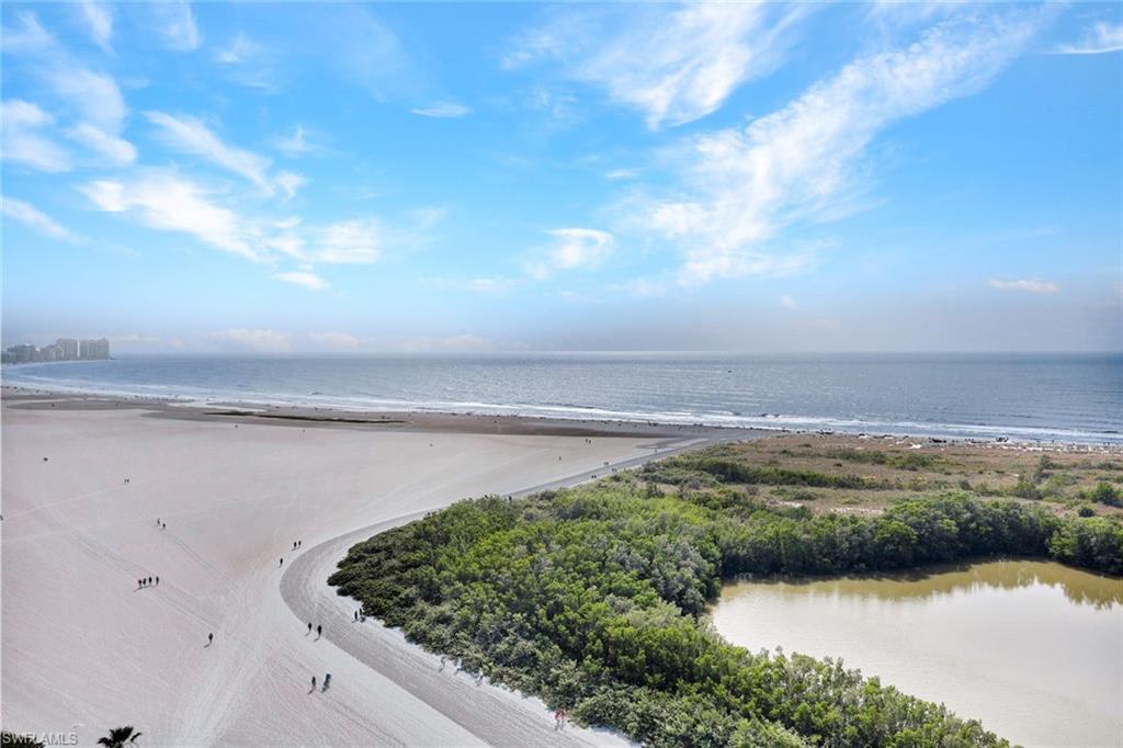 380 Seaview CT # 1812