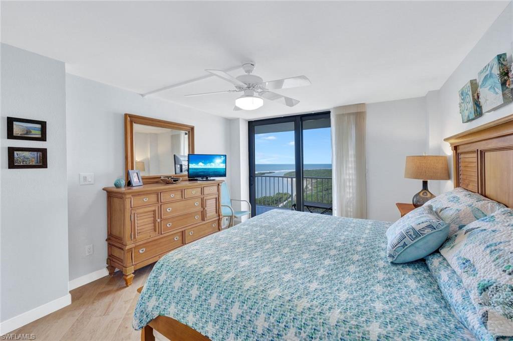 380 Seaview CT # 1812