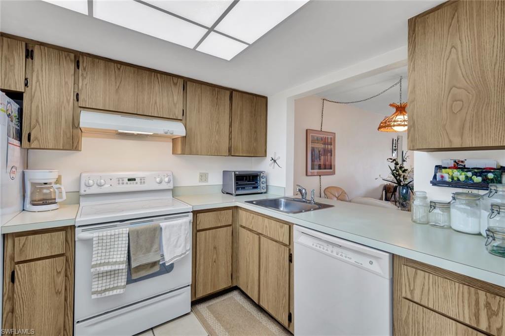 1004 Manatee RD # H103