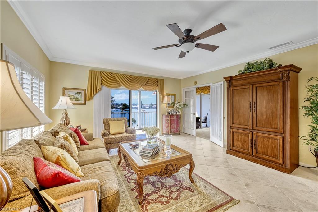 816 W Elkcam CIR # 302