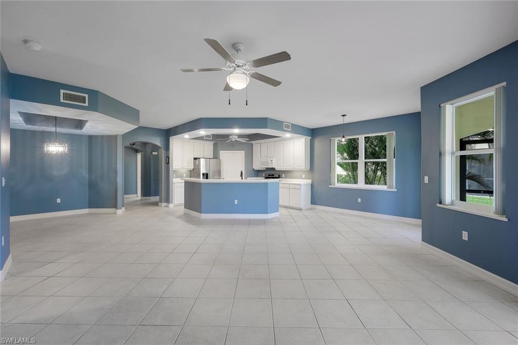 1282 Rialto WAY # 101 Unit: 8-101