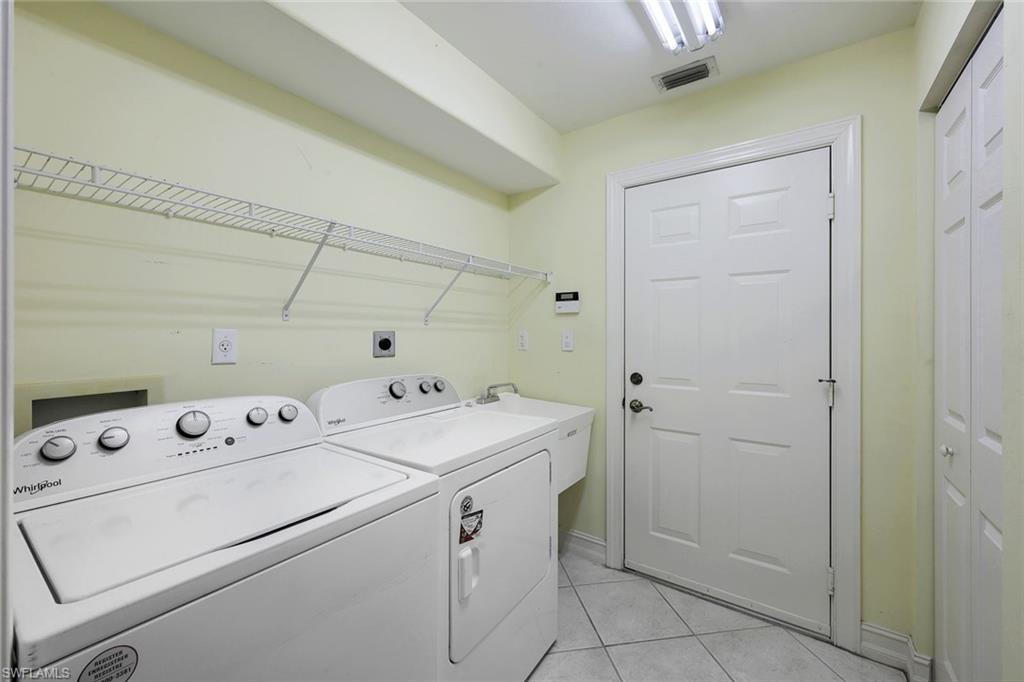 1282 Rialto WAY # 101 Unit: 8-101