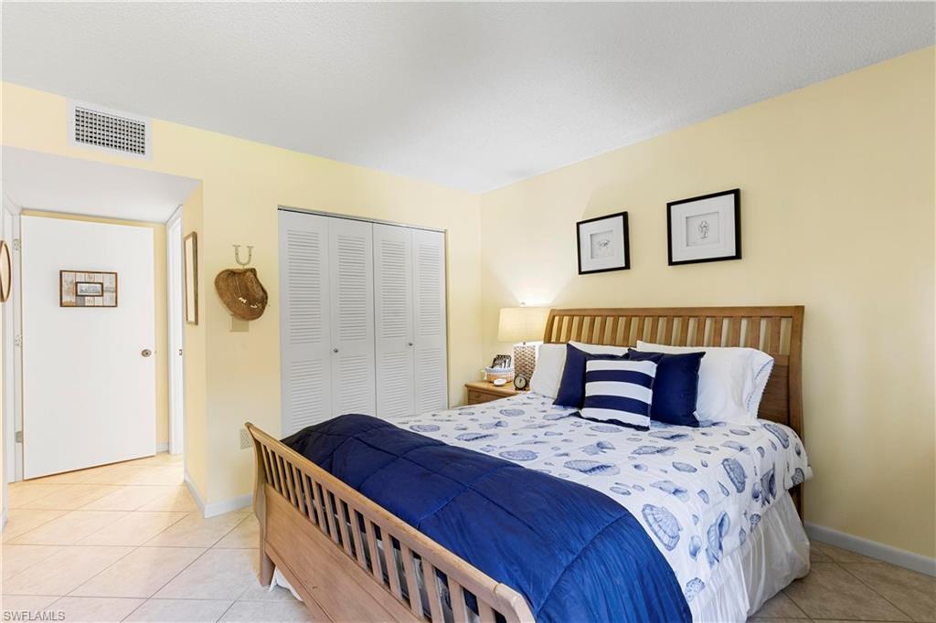 1512 Mainsail DR # 5