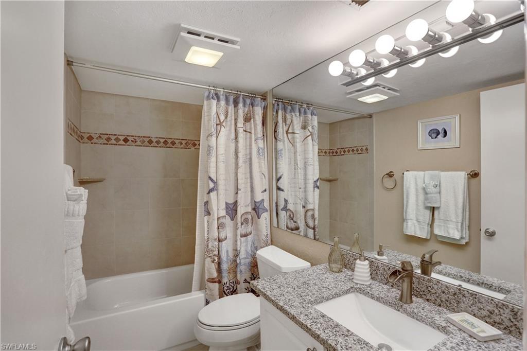 380 Seaview CT # 404