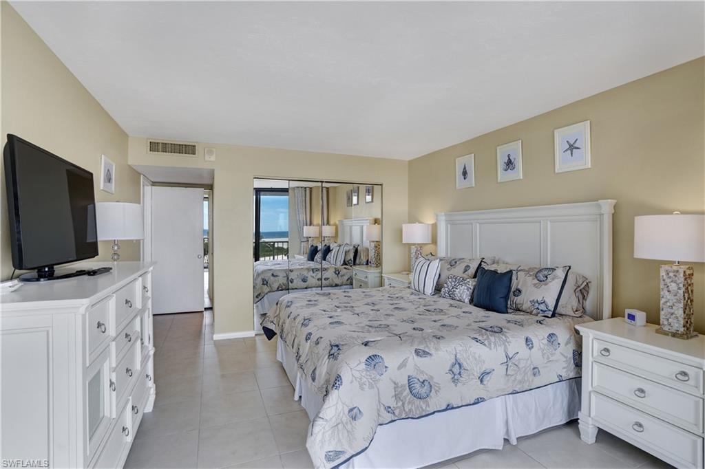 380 Seaview CT # 404