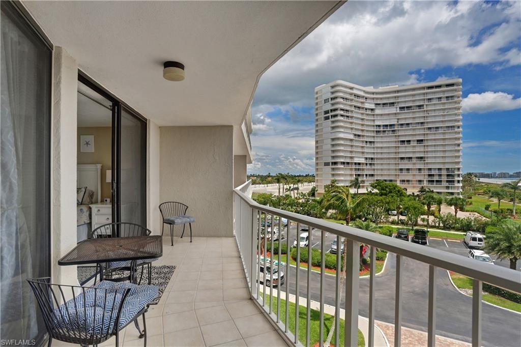 380 Seaview CT # 404