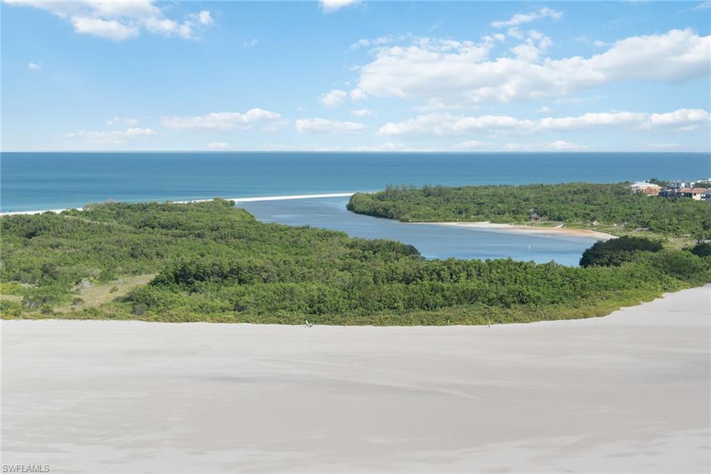 140 Seaview CT # 1703N