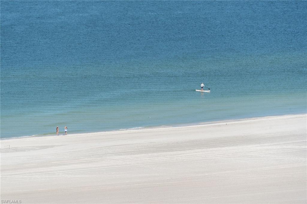 140 Seaview CT # 1703N