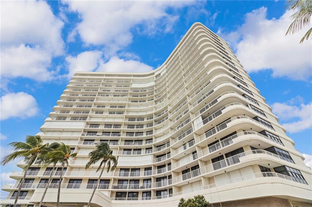 260 Seaview CT # 1006