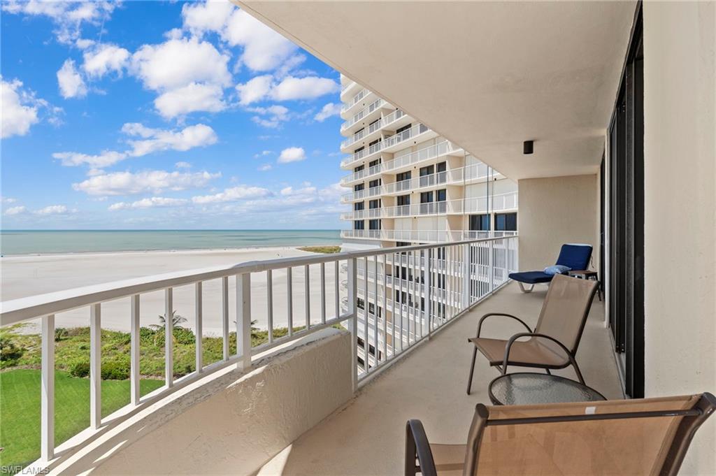 260 Seaview CT # 1006