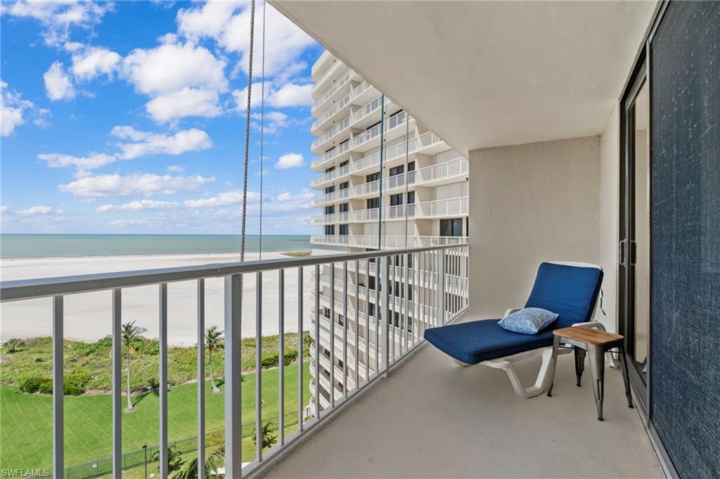 260 Seaview CT # 1006