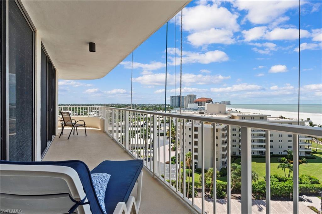 260 Seaview CT # 1006