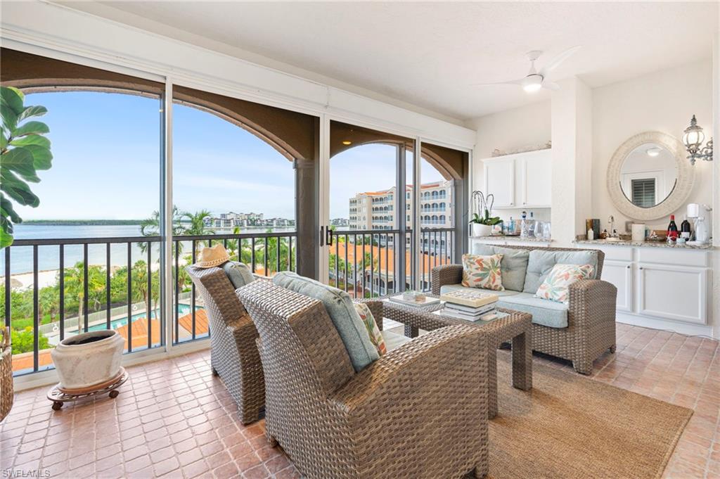 2000 Royal Marco WAY # 508 Unit: 2-508