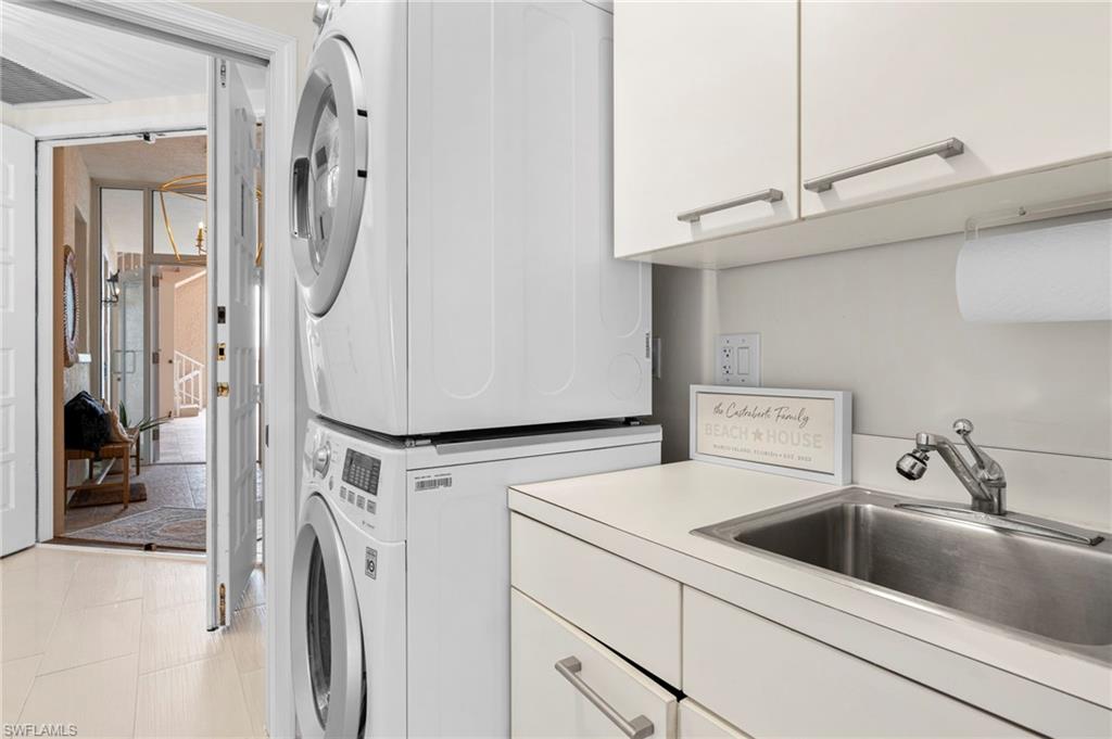2000 Royal Marco WAY # 508 Unit: 2-508