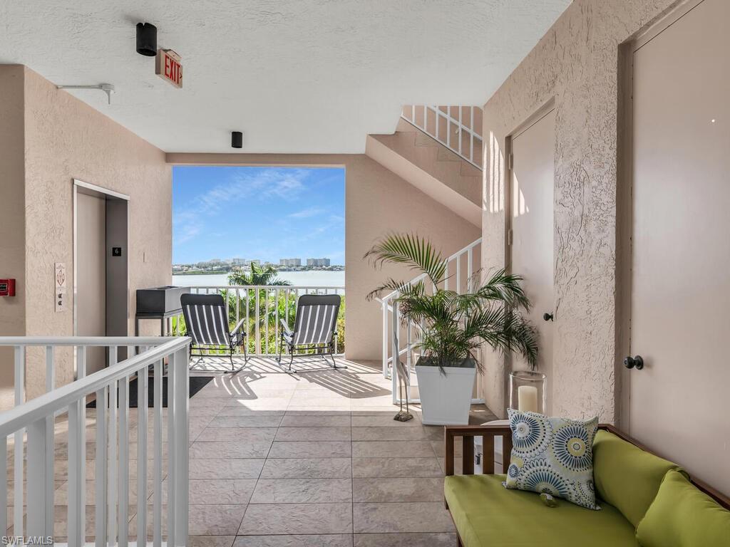 3000 Royal Marco WAY # 618 Unit: 3-618