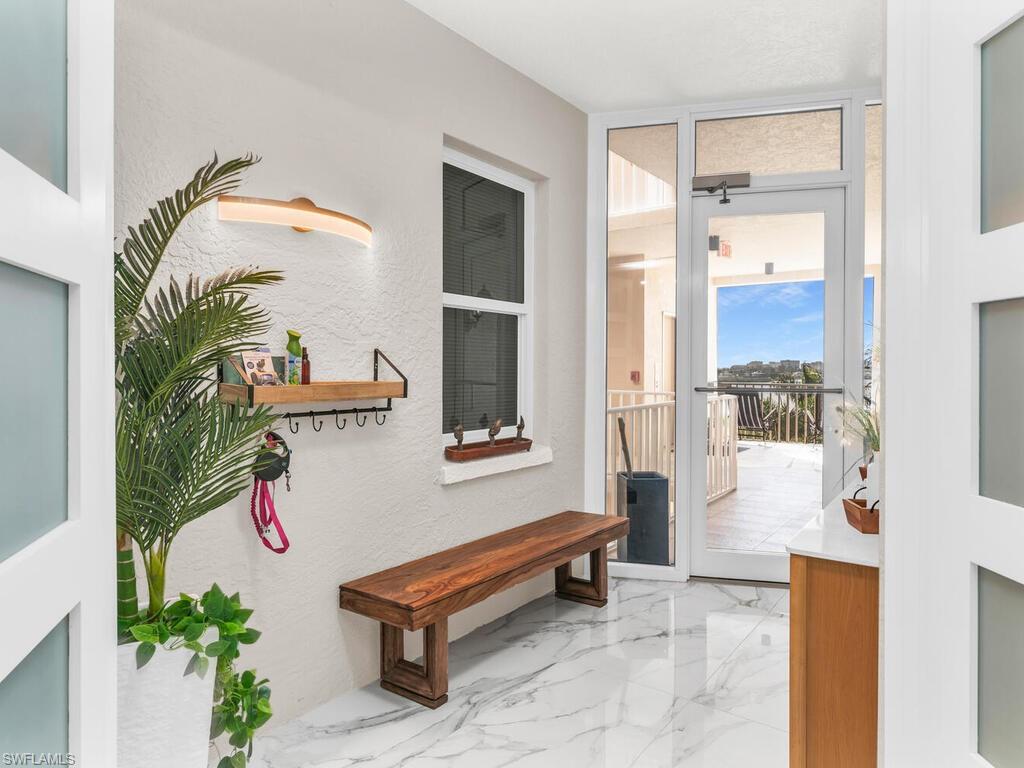 3000 Royal Marco WAY # 618 Unit: 3-618