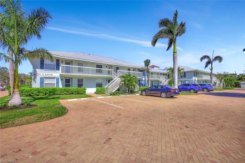 711 W Elkcam CIR # 121