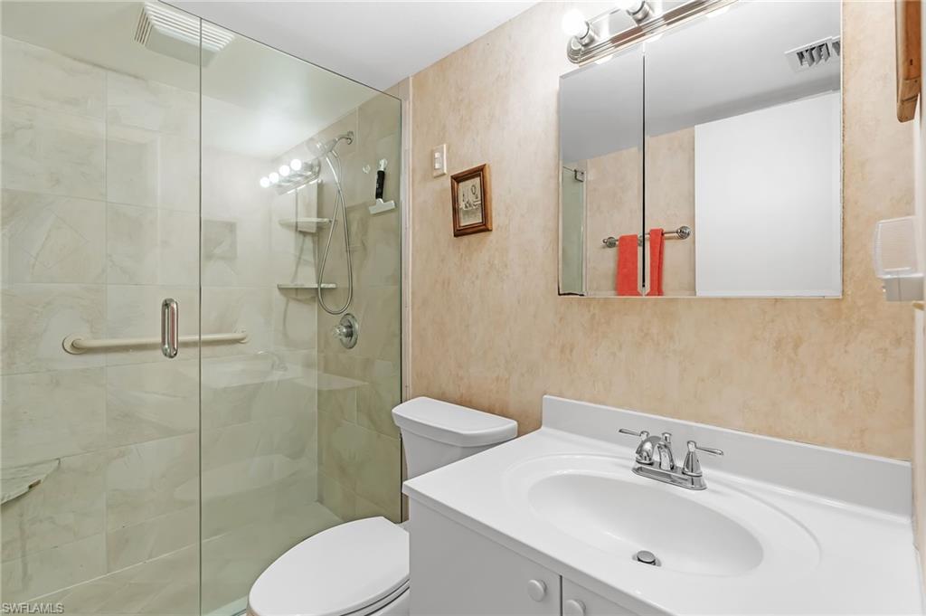 1502 Mainsail DR # 8