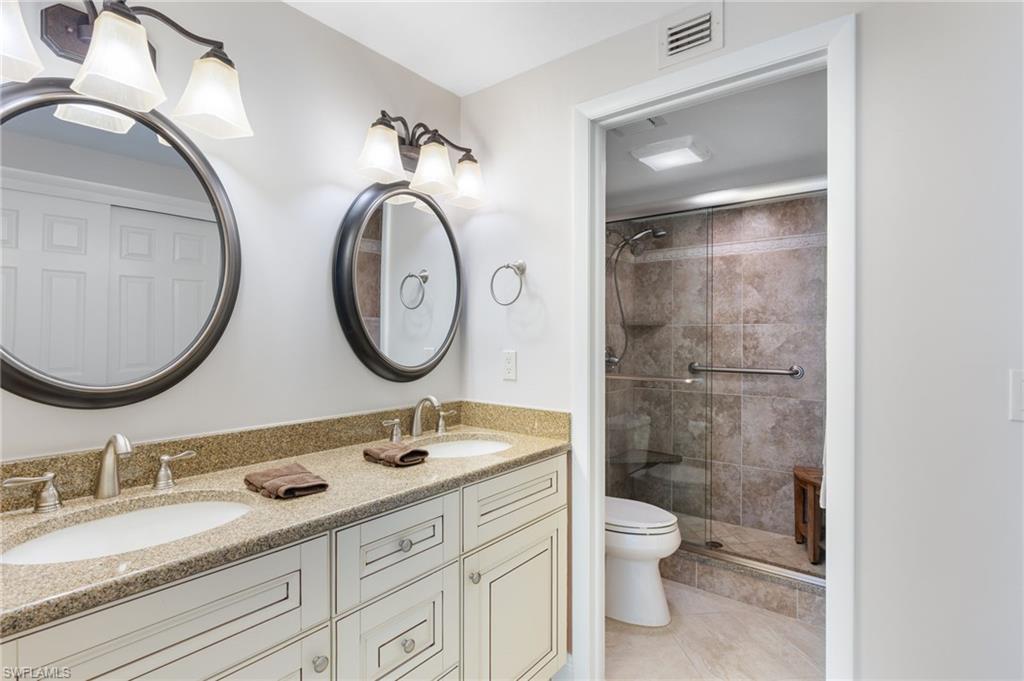 320 Seaview CT # 511 Unit: 2-511