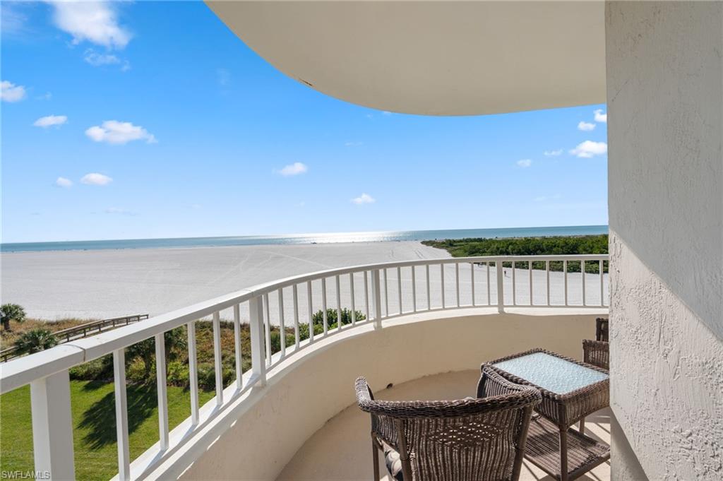 320 Seaview CT # 511 Unit: 2-511