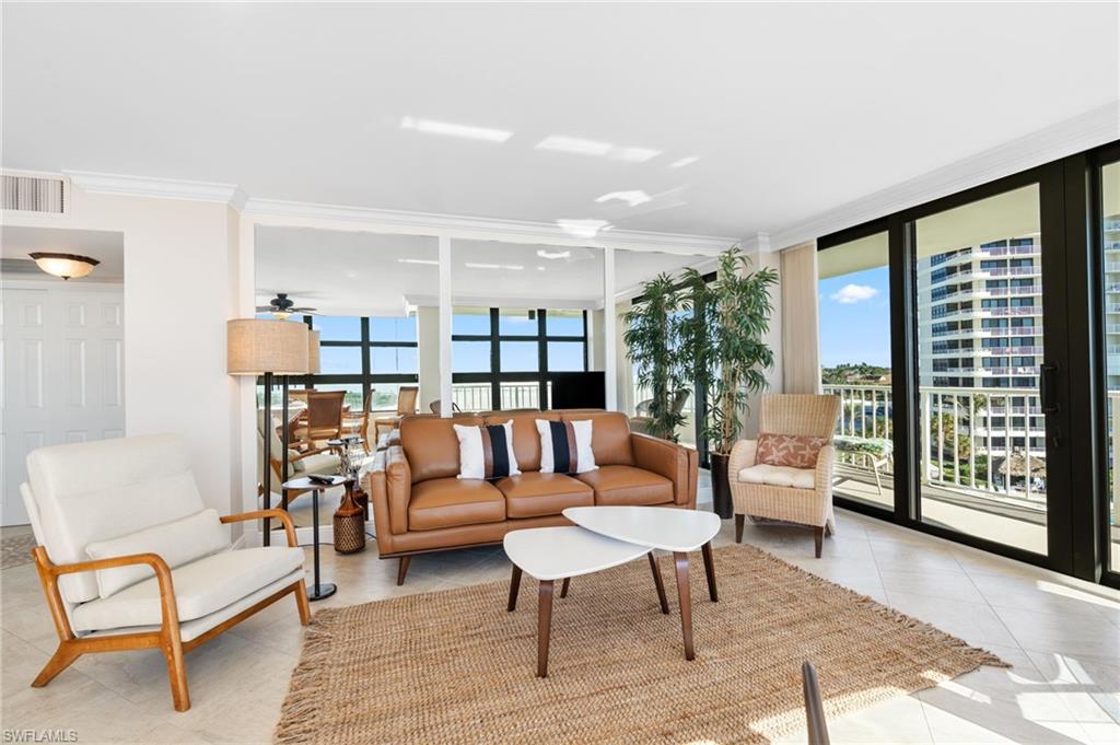 320 Seaview CT # 511 Unit: 2-511