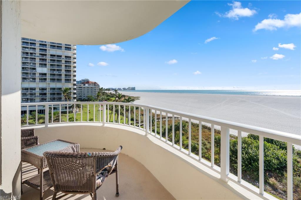 320 Seaview CT # 511 Unit: 2-511
