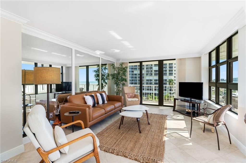 320 Seaview CT # 511 Unit: 2-511