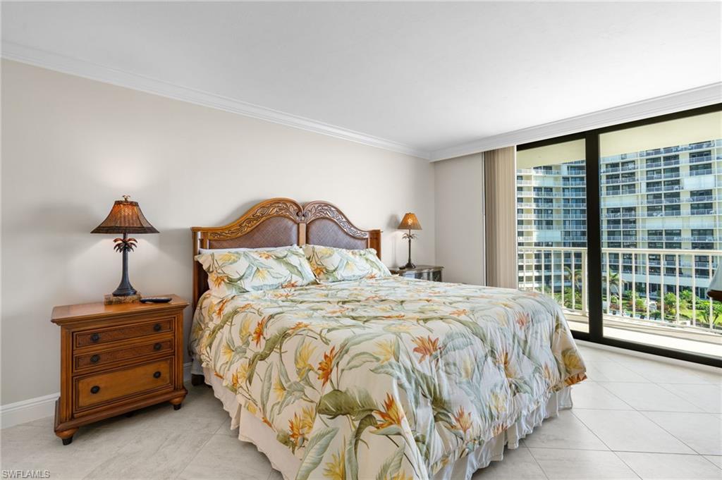 320 Seaview CT # 511 Unit: 2-511