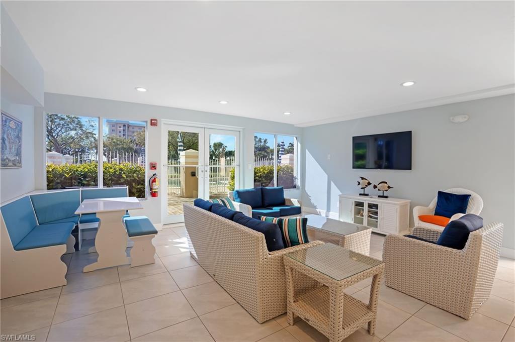 1021 S Collier BLVD # 304