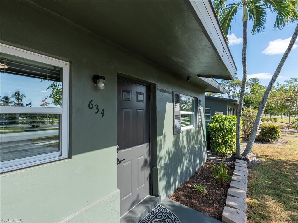 634, 642, 650 6th AVE