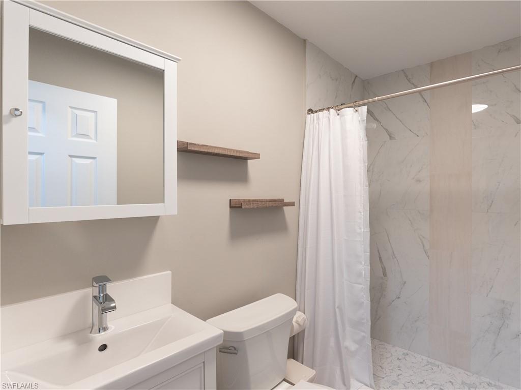 634, 642, 650 6th AVE