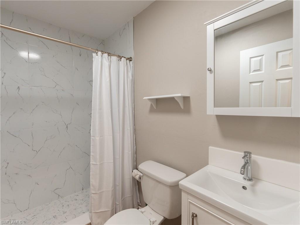 634, 642, 650 6th AVE