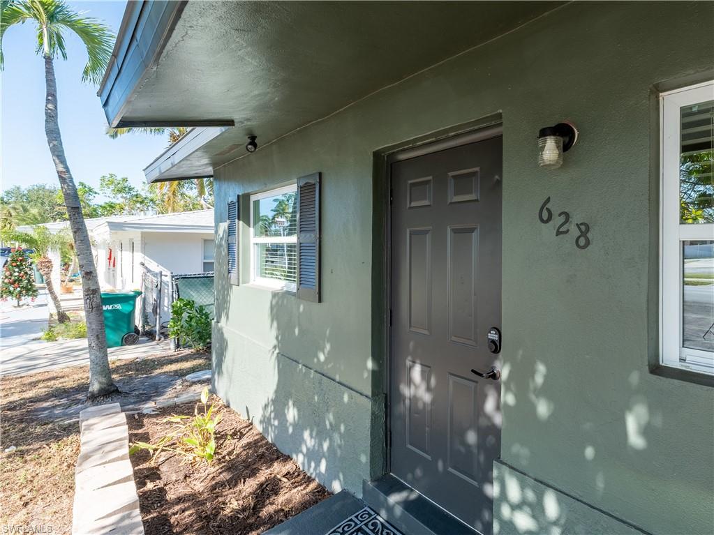 634, 642, 650 6th AVE