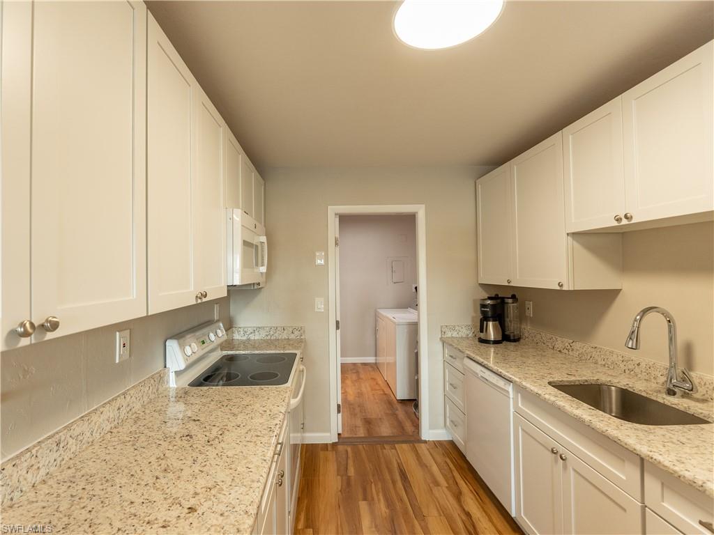 634, 642, 650 6th AVE