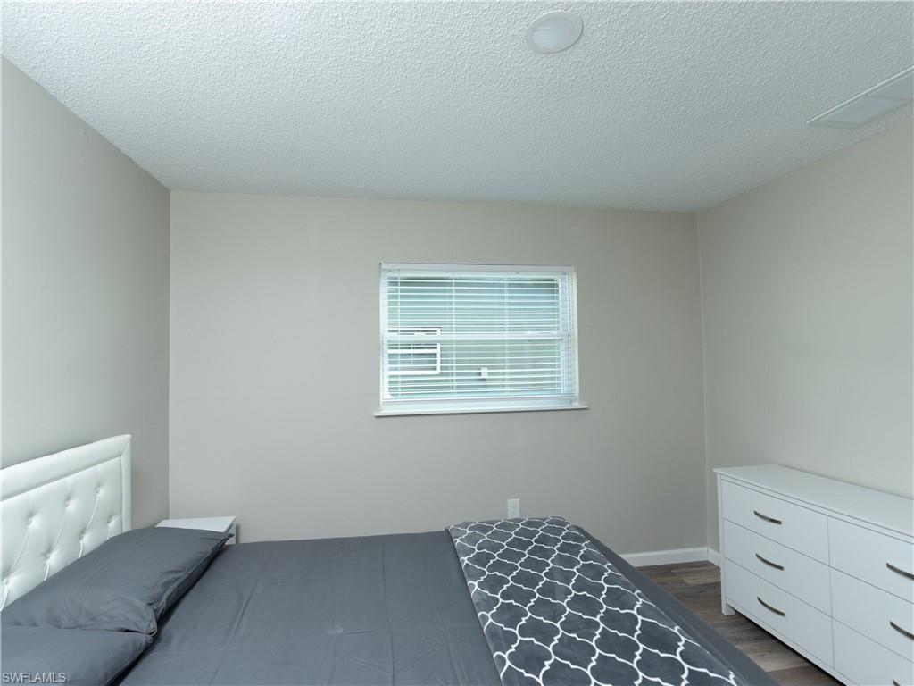 634, 642, 650 6th AVE