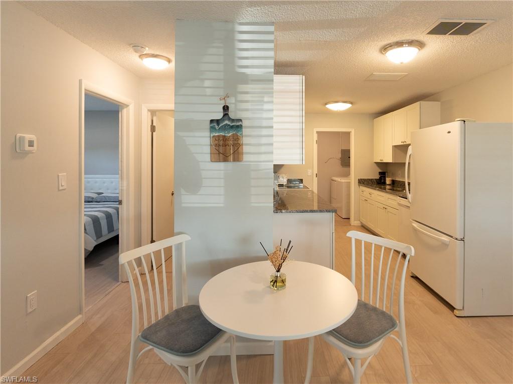 634, 642, 650 6th AVE