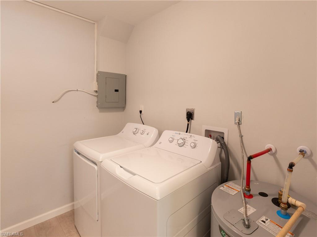 634, 642, 650 6th AVE