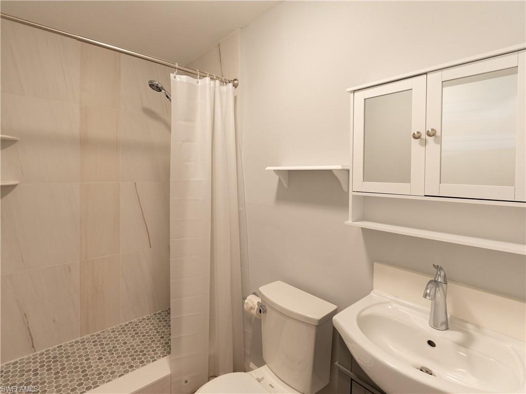 634, 642, 650 6th AVE