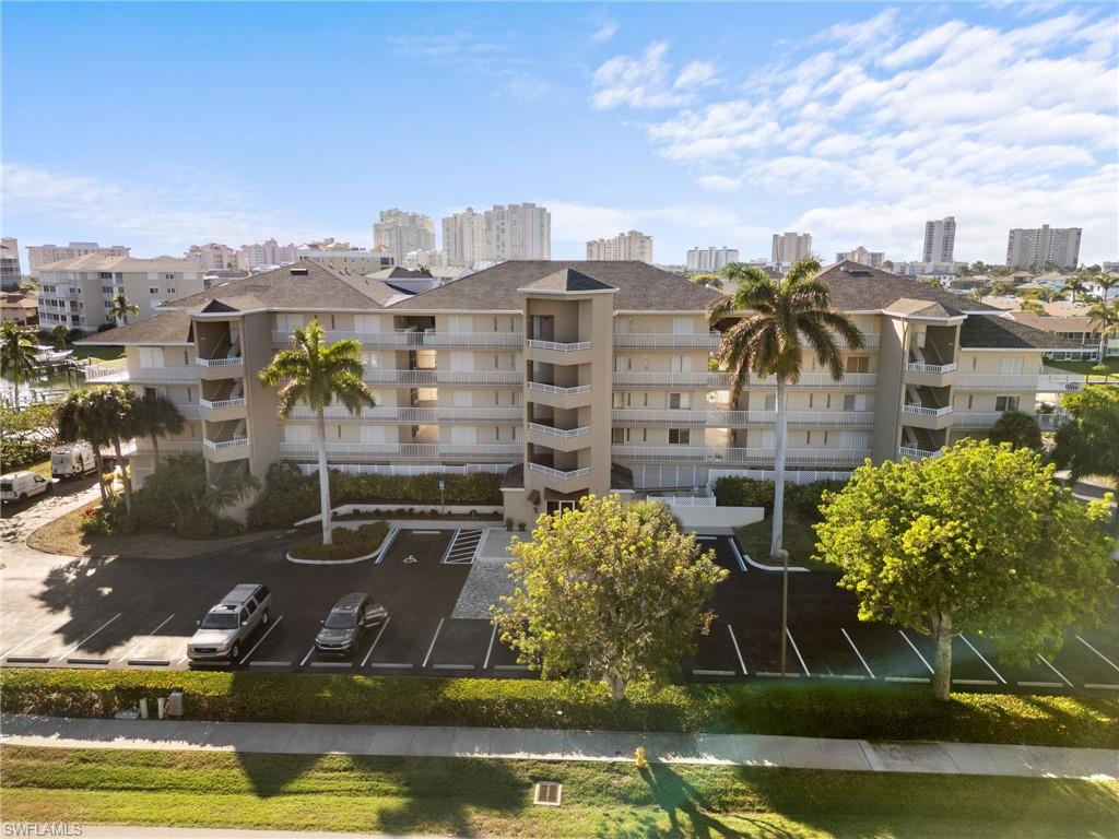 870 Collier CT # 306